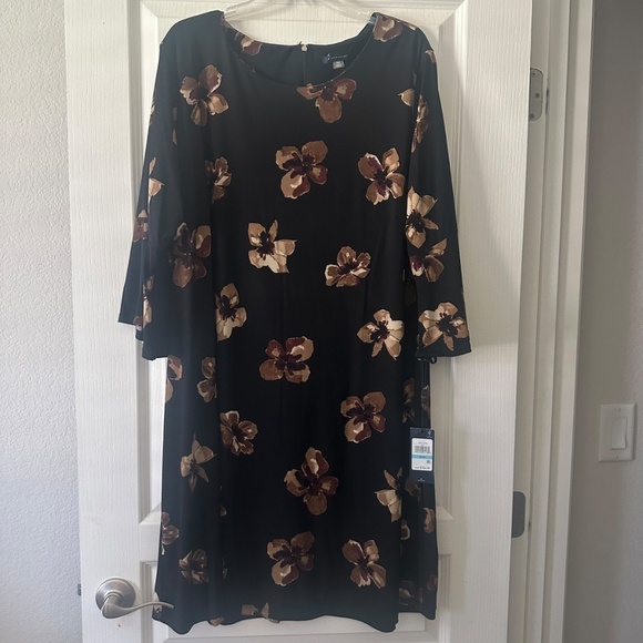 Tommy Hilfiger Dress Black Bell Sleeves 20W - Picture 7 of 7